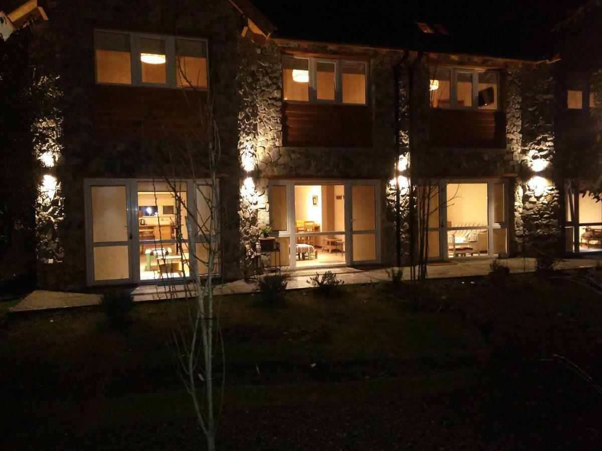 Hostería Bajo Cero Villa La Angostura Exterior foto